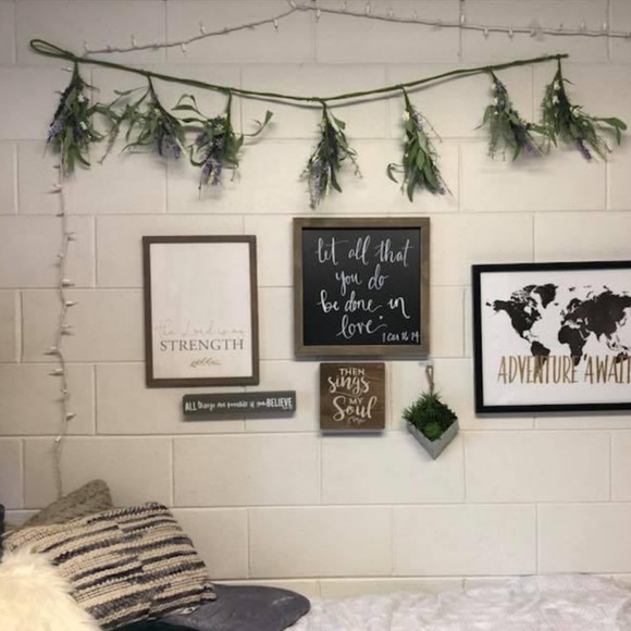 Lavender Garland - Picture 1 of 2